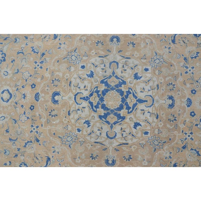 Turkish Mid 20th Century Beige Oversize Oushak Anatolian Carpet For Sale - Image 3 of 10