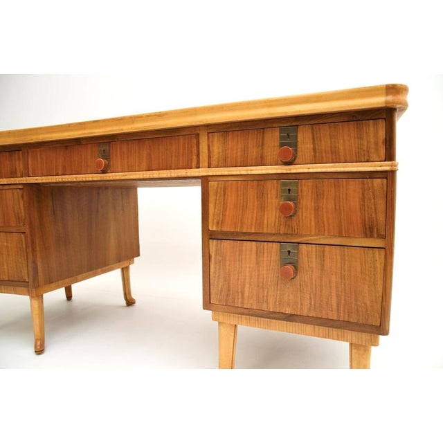 Vintage Walnut Pedestal Desk from Laszlo Hoenig, 1950s For Sale - Image 12 of 14
