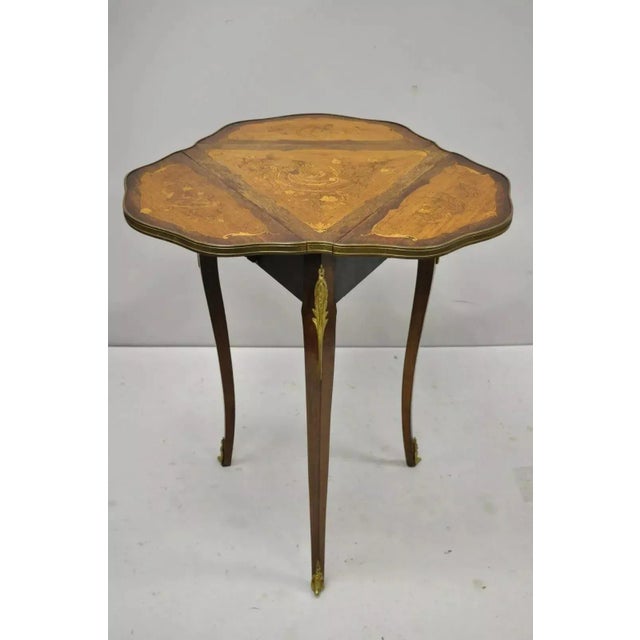 French French Louis XV Satinwood Inlay Triple Drop Leaf Side Table With Bronze Ormolu For Sale - Image 3 of 11