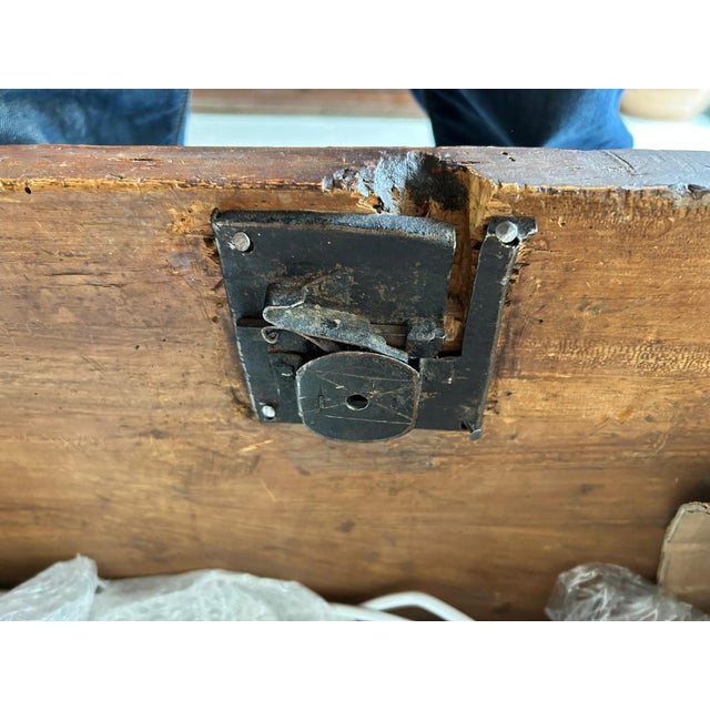 Umbrian Walnut Chest with Lozenge Patterns For Sale - Image 6 of 8