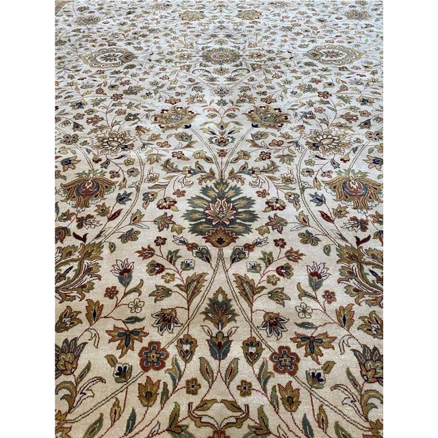 Indian 10x14 Handwoven Indian Agra Area Rug - 107604 For Sale - Image 3 of 13
