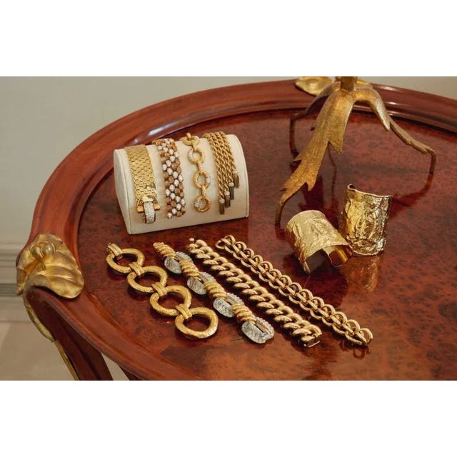 Auction Catalogue Jewelry From the Estate of Jacqueline Kennedy Onassis April 24th & 25th 1996 For Sale - Image 9 of 13