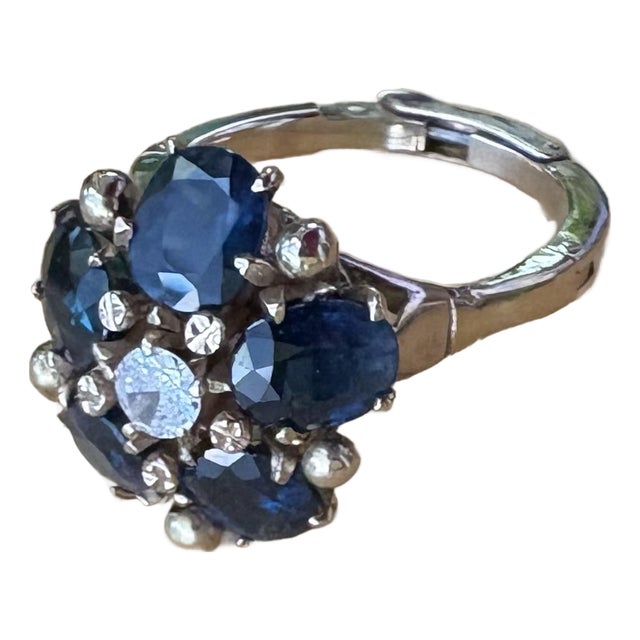 14k Yellow Gold, Blue Sapphire and Diamond Flower Cluster Ring With Arthritic Shank., Size 6.25 to 7 For Sale