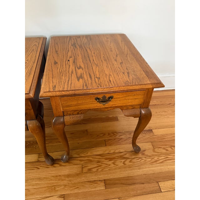 Late 20th Century Broyhill Oak Queen Anne Side Tables For Sale - Image 9 of 16