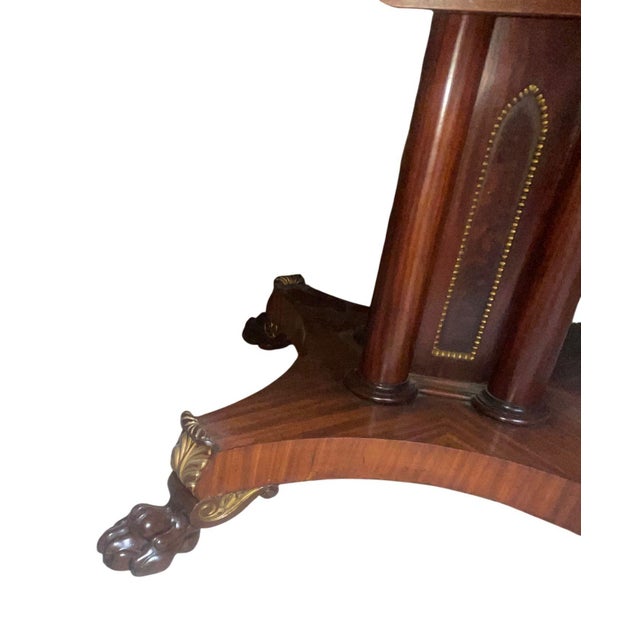 Wood Late 19th Century English Flame Mahogany Pedestal Dining Table For Sale - Image 7 of 10
