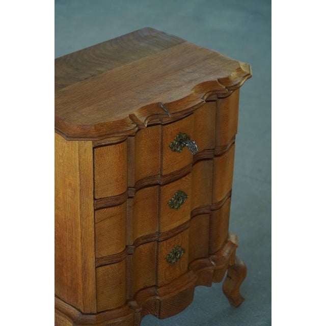 Danish Baroque Revival Three-Drawer Chest in Oak with Brass Hardware, 1940s For Sale - Image 17 of 18