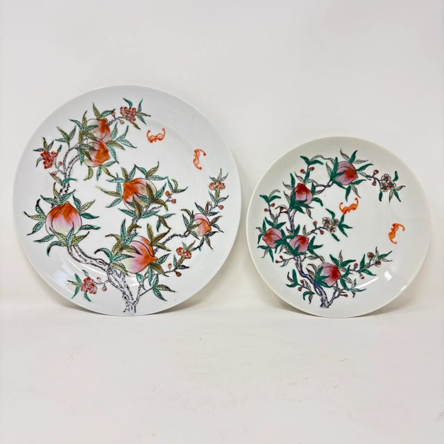 1970s Vintage Chinese Peaches and Bats Porcelain 7.5-Inch Bowl For Sale - Image 5 of 5