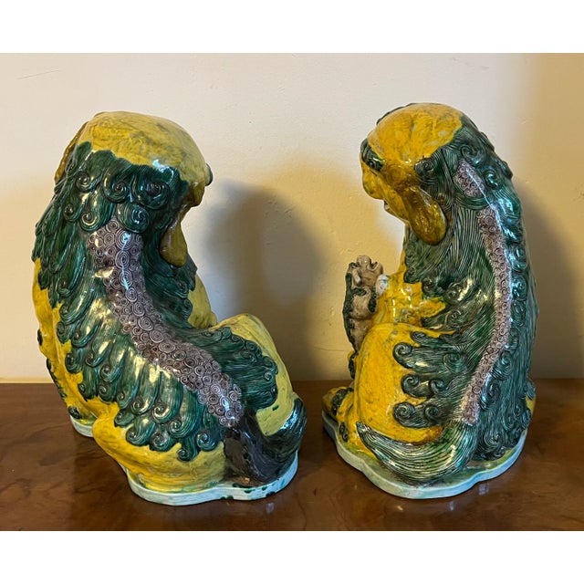 Antique 18th Century Chinese Famille Vert Foo Lion Dogs - a Pair For Sale In New York - Image 6 of 13
