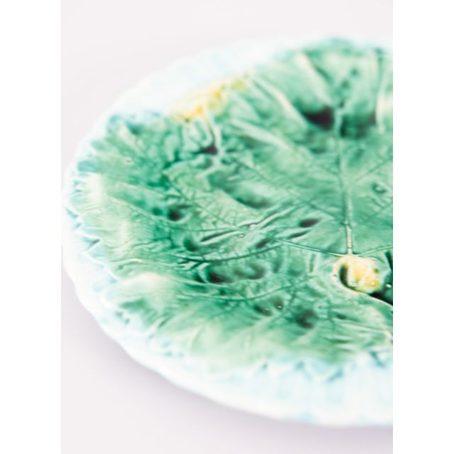 Late 19th Century 19th Century English Majolica Turquoise & Green Begonia Leaf Plate For Sale - Image 5 of 7