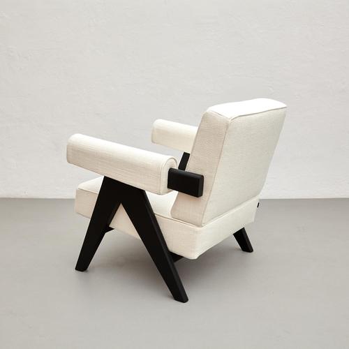 053 Capitol Complex Armchair by Pierre Jeanneret for Cassina For Sale - Image 6 of 13