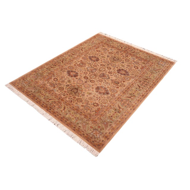 Designed with mesmerizing intricacy and gorgeous color palette, this hand-knotted masterpiece demonstrates the beauty and...