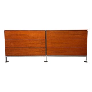 Florence Knoll 6-Drawer Double Dresser in Teak With Satin Nickel Base 1960s For Sale