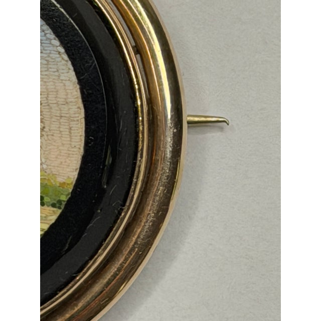 Late 19th Century Victorian Grand Tour Italian Micromosaic Yellow Gold Brooch Depicting the Colosseum C1870 For Sale - Image 5 of 18