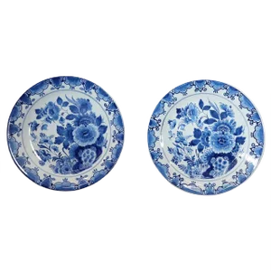 Ceramic Platters with Blue Floral Decorations by Delft, 1980s, Set of 2