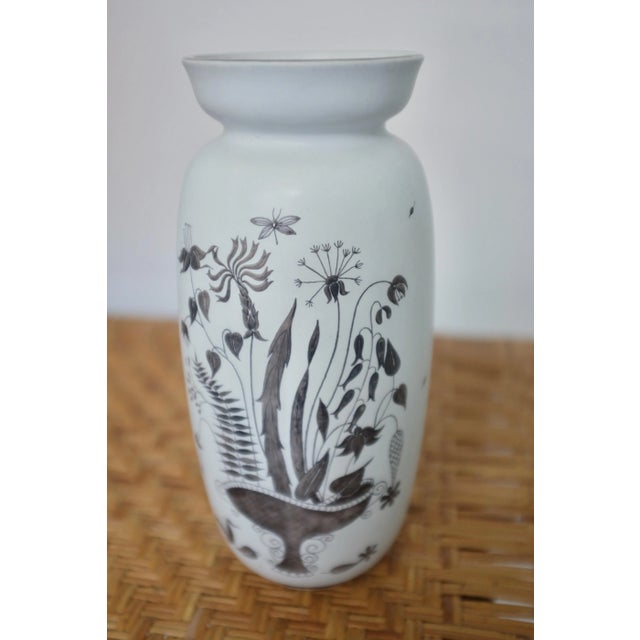 1960s 1960s Stig Lindberg Ceramic Grazia Vase For Sale - Image 5 of 10