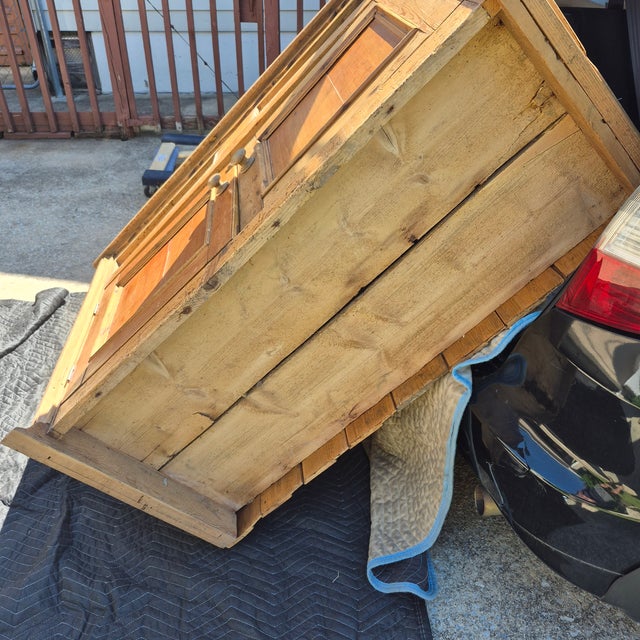 Circa 1890s English Scrubbed Pine Hutch Cabinet Welsh Dresser Cupboard W/ Plate Racks For Sale - Image 17 of 18