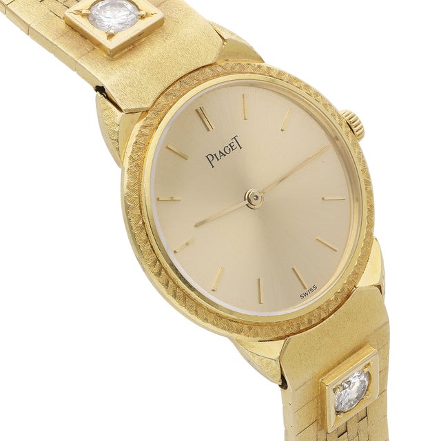 Piaget Vintage Piaget 924 24mm 18k Gold Diamond Champagne Dial Watch For Sale - Image 4 of 9
