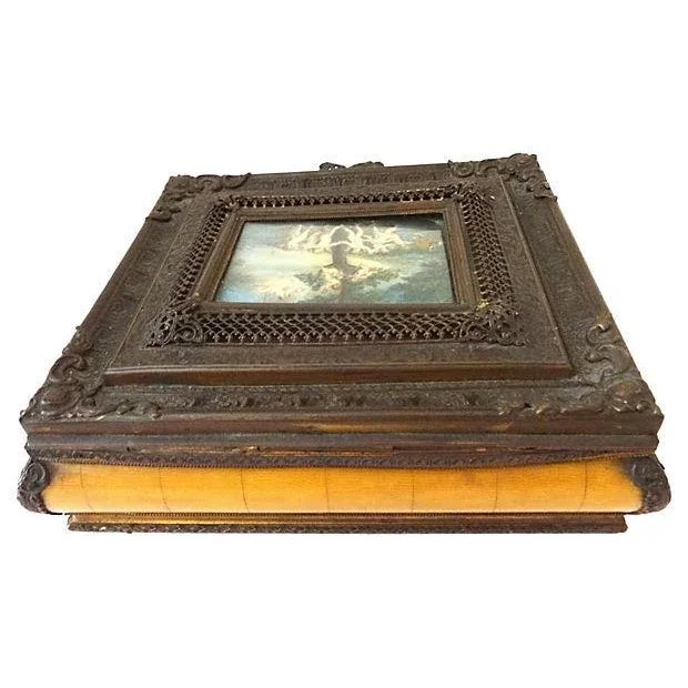 Early 19th Century 19th Century French Bronze / Bakelite Jewelry Box For Sale - Image 5 of 8