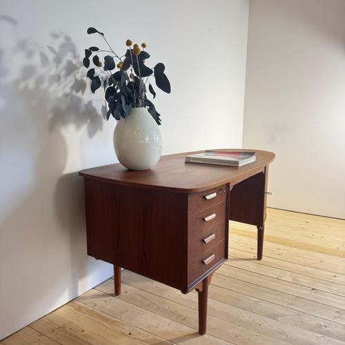Vintage Teak Writing Desk by H.P. Hansen For Sale - Image 3 of 13