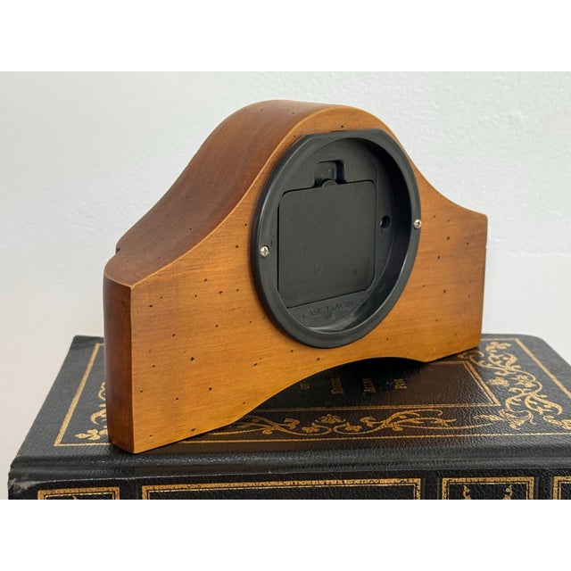 Art Deco Bulova Mantle Clock For Sale - Image 6 of 7