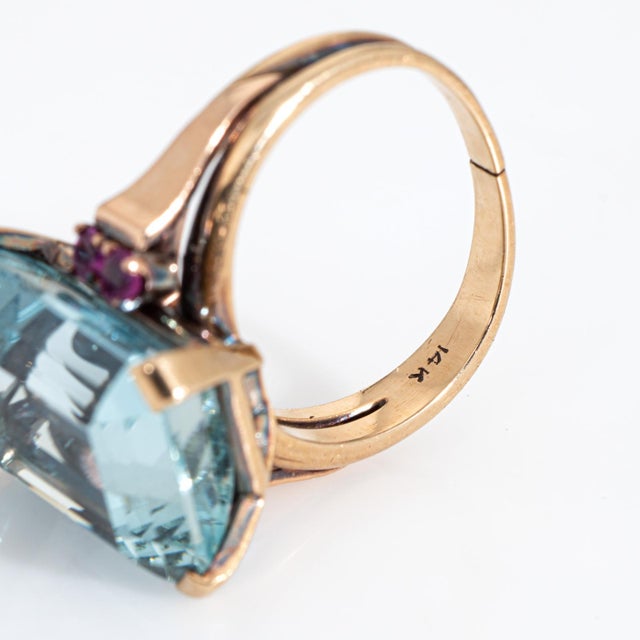 Metal 14ct Aquamarine Ring Icy Blue Vintage Mid Century 14k Gold Emerald Cut Ruby, Size 6.5 For Sale - Image 7 of 7