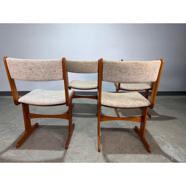 Farsø Stolefabrik Set of 4 1970’s Farso Danish Teak Dining Chairs For Sale - Image 4 of 12