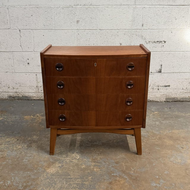 Mid-Century Modern Danish Modern Teak & Oak Four-Drawer Commode, Manner of Kai Kristiansen Circa 1960's Mid Century For Sale - Image 3 of 8