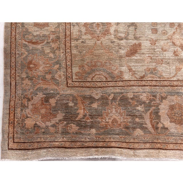 1920s North Indian Handmade Wool Rug For Sale In New York - Image 6 of 11