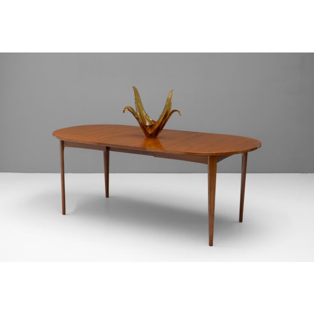 1960s Mid-Century Modern Extendable Dining Table, 1960s For Sale - Image 5 of 11