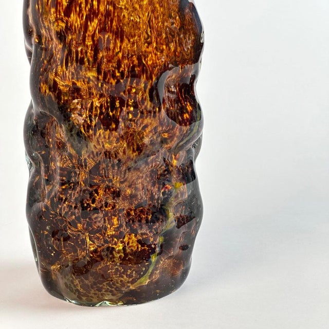 Glass Bark Textured Vase from Mdina, 1970s For Sale - Image 9 of 10