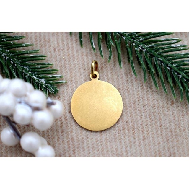 19.2k Gold Pendant For Sale - Image 3 of 5