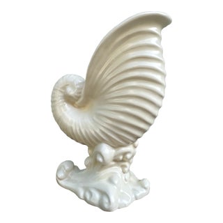 Vintage White Pearlescent Ceramic Cornucopia Vase — Coastal Hollywood Regency Shell For Sale