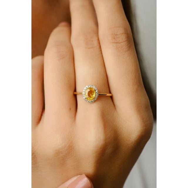 Art Deco 18k Gold Yellow Sapphire & Diamodn Jewelry Set- 4 Pieces Thanksgiving Gifts For Sale - Image 3 of 17