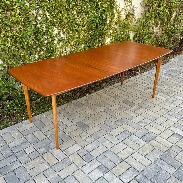 1960s Restored Scandinavian Mid Century Modern Teak & Oak Dining Table by Joc For Sale - Image 11 of 13