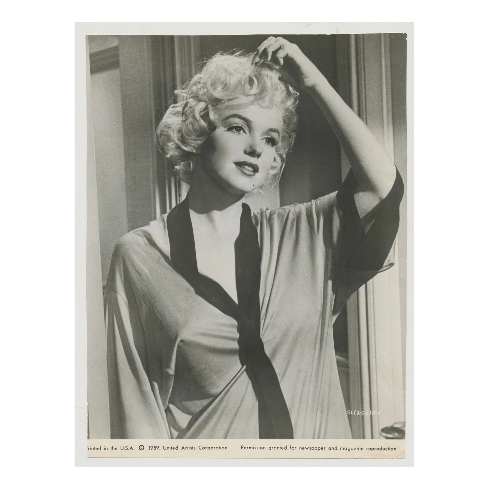 Marilyn Monroe Posing in Studio, 1950s, Photograph | Chairish