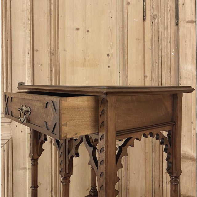 19th Century French Walnut Gothic Pedestal ~ Etagere End Table For Sale - Image 14 of 15