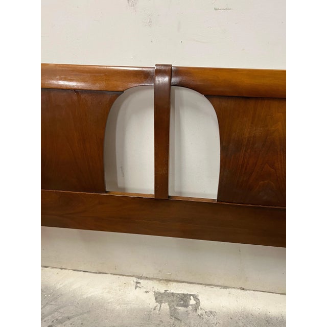 Kent Coffey 1960s Mid-Century Modern King Size Walnut Headboard. For Sale - Image 4 of 12