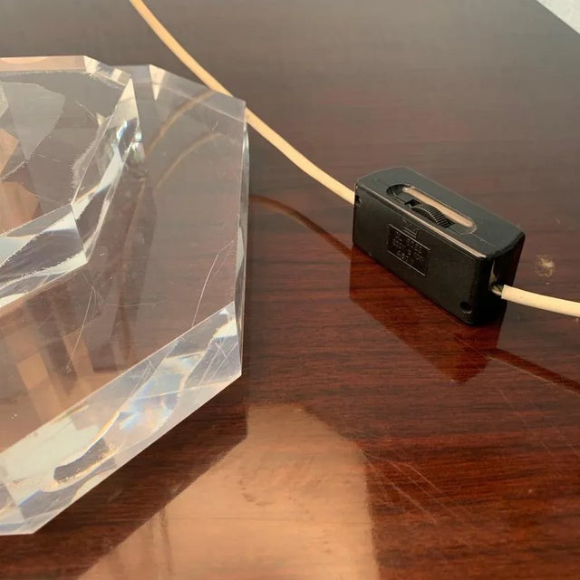 Mid-Century Modern Italian Table Lamp in Acrylic Glass, Italy, 1970s For Sale - Image 10 of 16