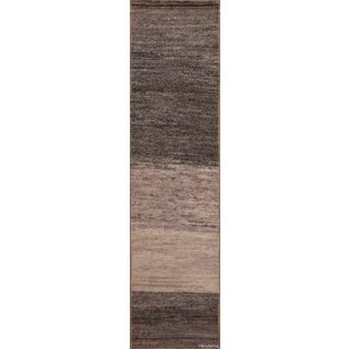 Nazmiyal Collection Modern Neutral Abstract Abrash Runner Rug For Sale