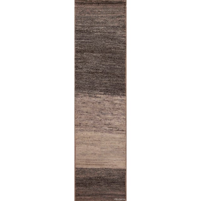 Nazmiyal Collection Modern Neutral Abstract Abrash Runner Rug For Sale