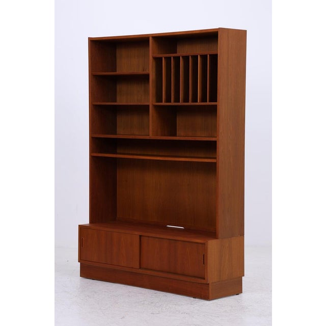 Mid-Century Danish Teak Bookcase by Poul Hundevad For Sale - Image 15 of 16