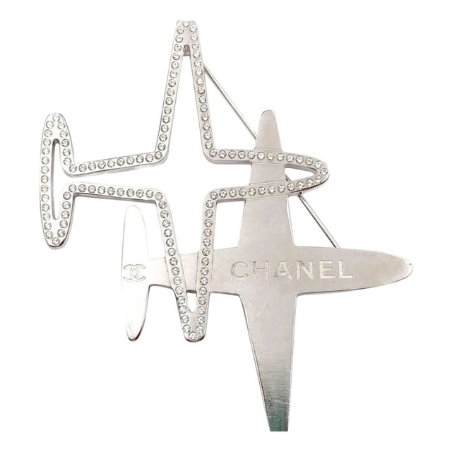 Chanel Silver Double Plane Crystal Large Brooch For Sale