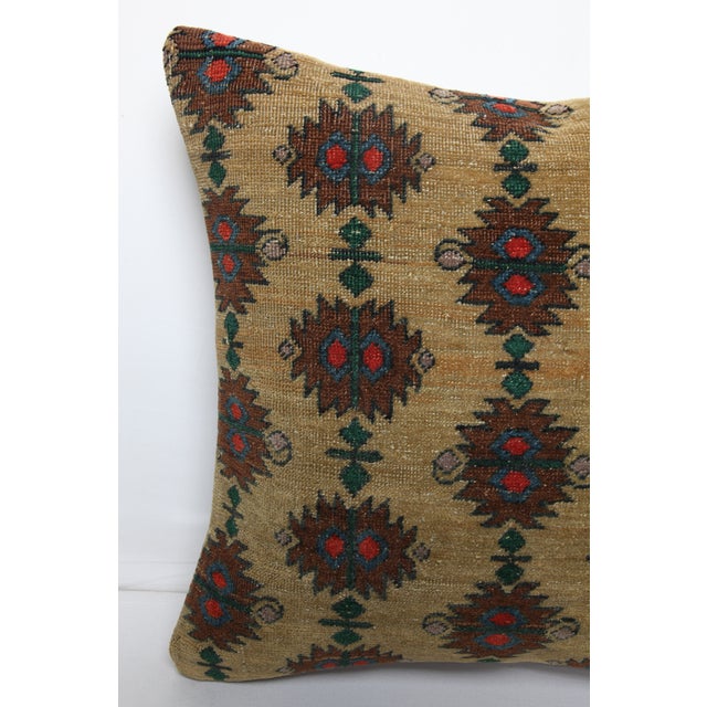 Cream Handmade Decorative Vintage Rug Cushion Cover - 20'' X 20'' For Sale - Image 8 of 9