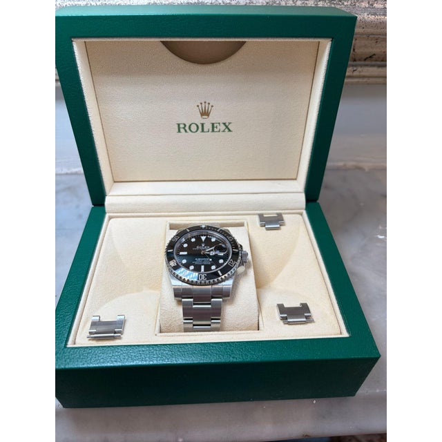 Silver Rolex Oyster Perpetual Submariner Date 2018 For Sale - Image 8 of 14
