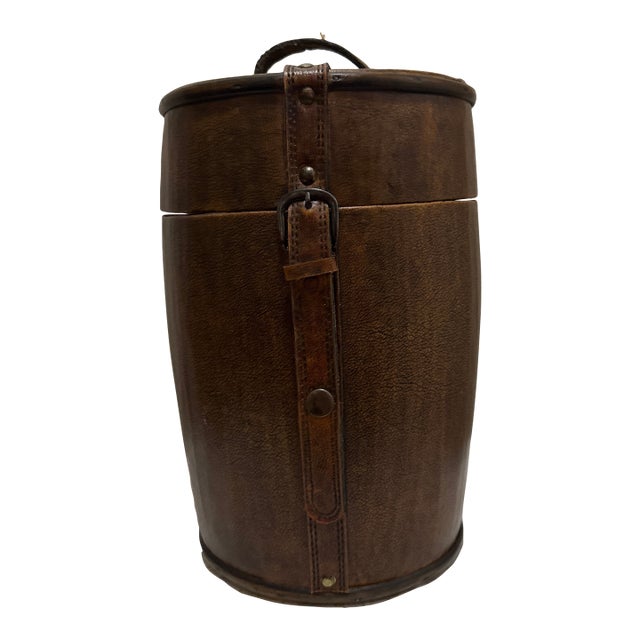 1940s Leather Wine Bottle Holder With Strap Buckle and Handle For Sale