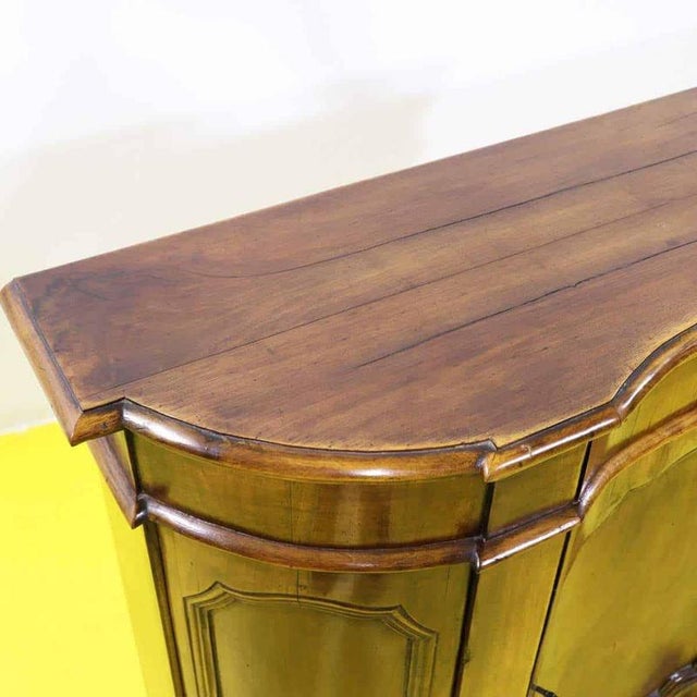 Note: heavy and solid furniture