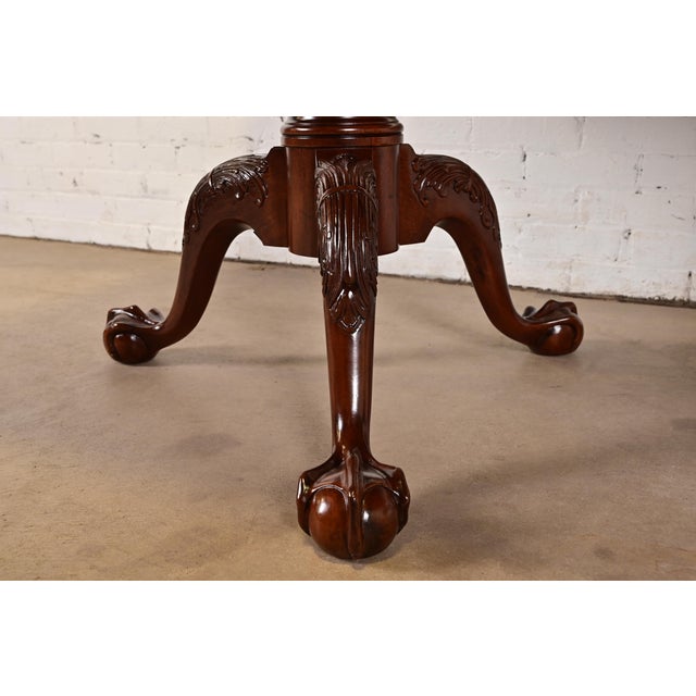 Henredon Georgian Flame Mahogany Double Pedestal Extension Dining Table, Newly Refinished For Sale - Image 11 of 14