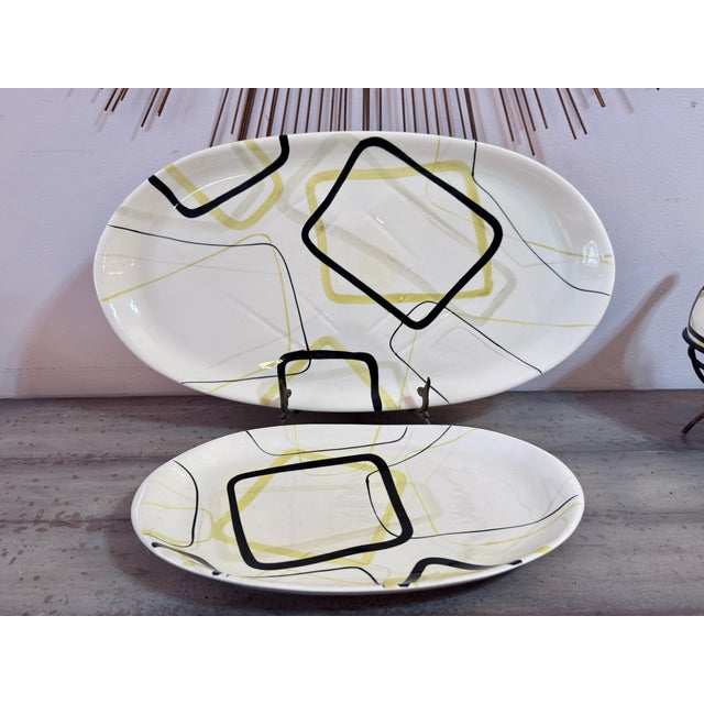 Red Wing Pottery 1960s Mid-Century Modern Redwing Handmade Ceramic China - “Smart Set” 52pc. Set 8pc. Place Setting W/Extras For Sale - Image 4 of 12