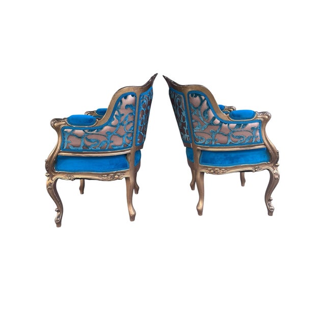 Antique French Louis XV Style Carved & Painted Bergere Gilt Chairs Newly Reupholstered in Patterned Teal Velvet - Pair For Sale - Image 4 of 10