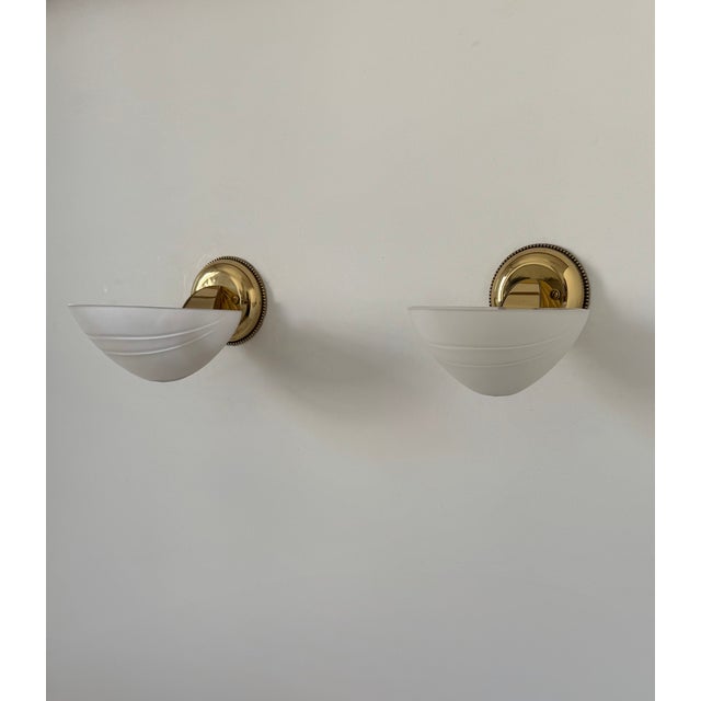Vintage Brass and Frosted Glass Wall Lights, Italy, 1970s, Set of 2 For Sale - Image 6 of 7